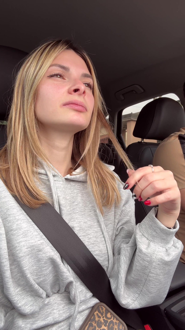 Tommy e Annika: Accetta Un Passaggio in Auto Da Uno Sconosciuto E Finisce...