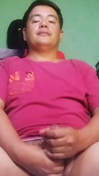 Very Horny Handsome Filipino Farmer