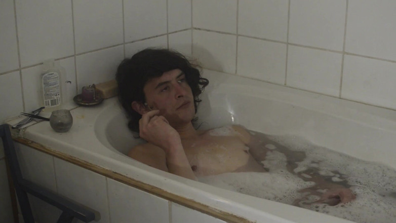 Sara B: Non-binary taking bath, smoking and jerking