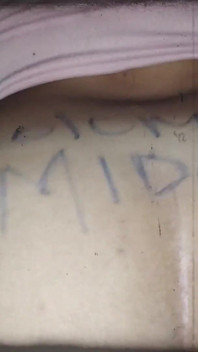 Lil Midget Sub Slaveバックショット