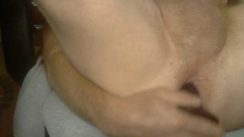 RobertLacrosse: Fisting hračka, roztahování mé díry, nutí mě sténat hlasitě