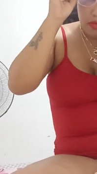 Mon ami vénézuélien paie mon loyer avec cette petite vidéo porno