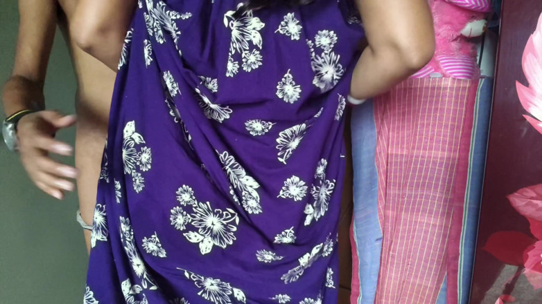 Naughtywifemonalisha178: Khi có cơ hội, tôi đã làm tình với deshi bhabi...