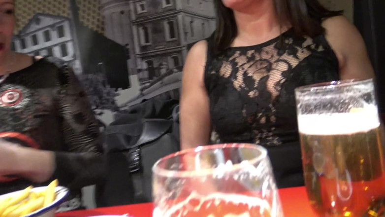 Sexymarghot: Milfka, zralá a mladá v orgii v Barcelone