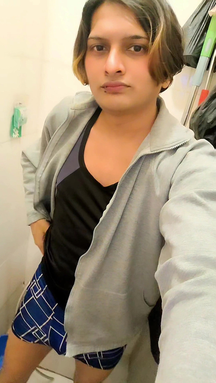 Zoyasazadai: Zoya shezadi Hintli holi festivali ve benim odamda ve mor...