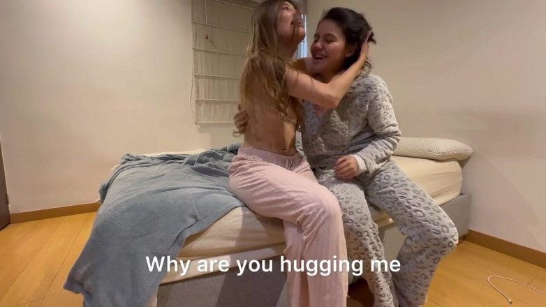 scarlettandc: Mujeres Exploran Sus Fetiches