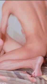 Seksi iç çamaşırlı evli kadın görmeye geldi ve bir kez sikildi