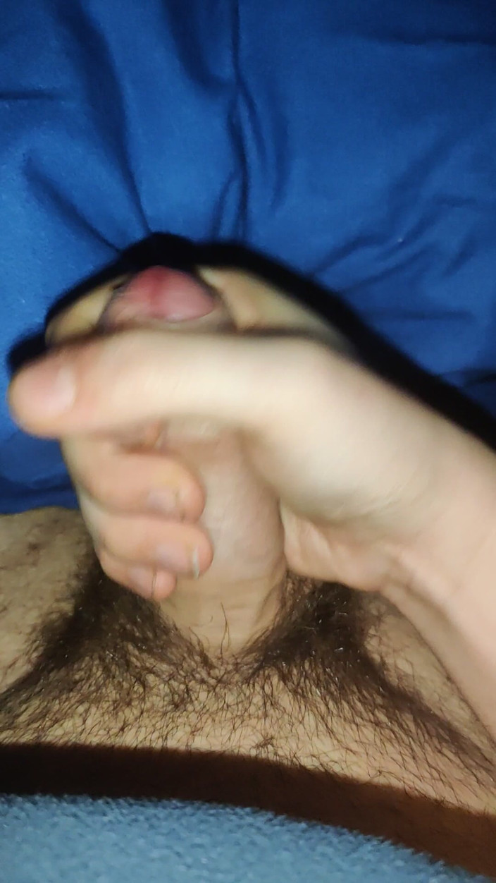 BiBoyxD: Ho cercato di sfoggiare il mio bel cazzo giovane. Ho...