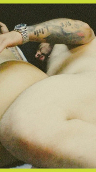 Puchis - tante seksi latina yang lagi sange pengen di-anal dan dicrot di dalam