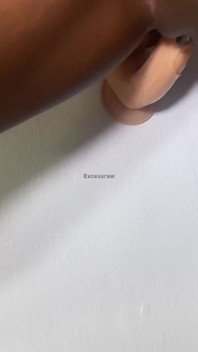 Doar când credeam că mă pot relaxa... Mi-a adus haosul pe care-l iubesc în secret.