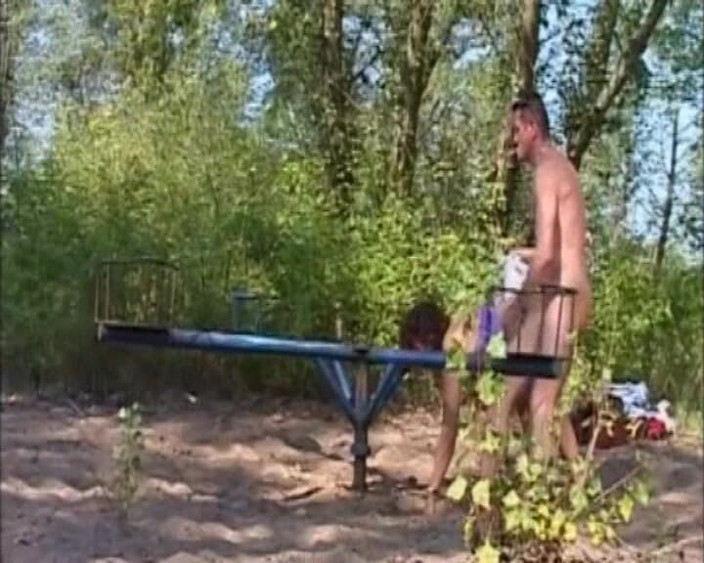 Chubby and horny and more: Troie Calde Vengono Scopate Duramente in Ogni Buco