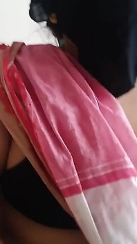 Sexy macecha s velkým zadkem dostane drsné anální šukání od kamaráda nevlastního syna