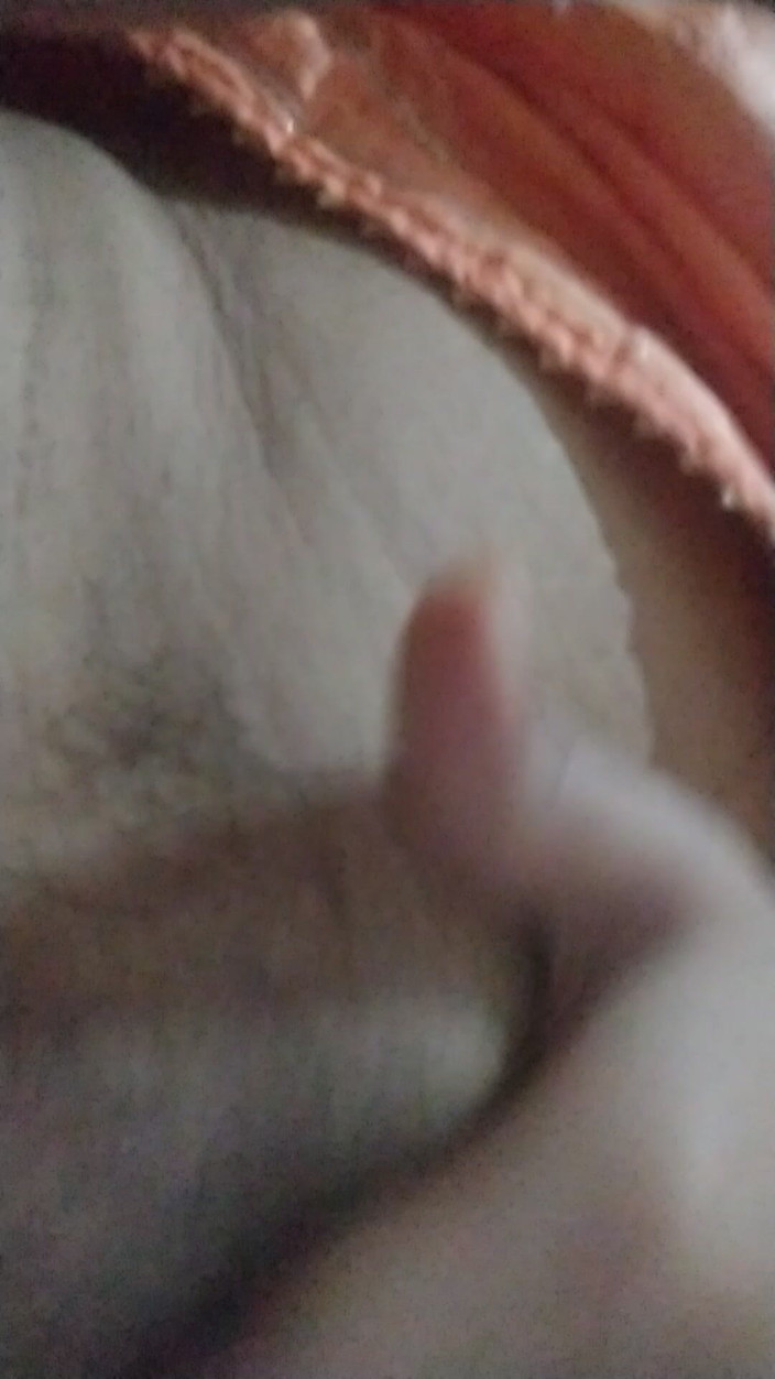 Dr_doom21: アクバル、ホットバービーの魅力を見て