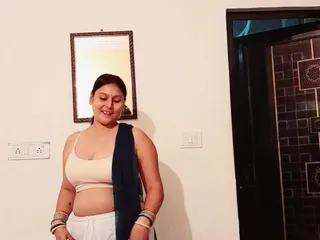 Puja555: Dancing Puja