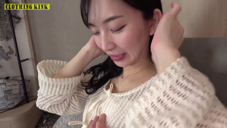 A case of fling: Asian angel 23979