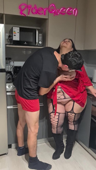 เย็ดกับราชินีนักขี่ตูดใหญ่ ลาตินา BBW MILF
