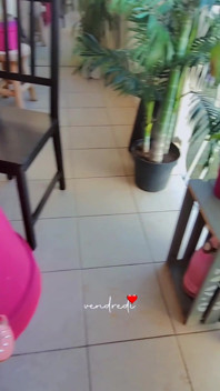 En plein milieu d’une canicule, 24 heures sur 24 avec une pute travesti. Vanessabitchx Parischiennetrvprod91