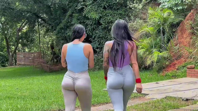 Jenifer Play: Hermosas Alumnas Follan Por El Culo Con Profesor De Fisica