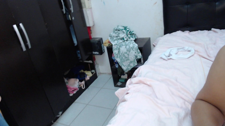 Jsexycouple17: मेरी सौतेली बेटी बाहर जाने की मेरी अनुमति मांगने आई