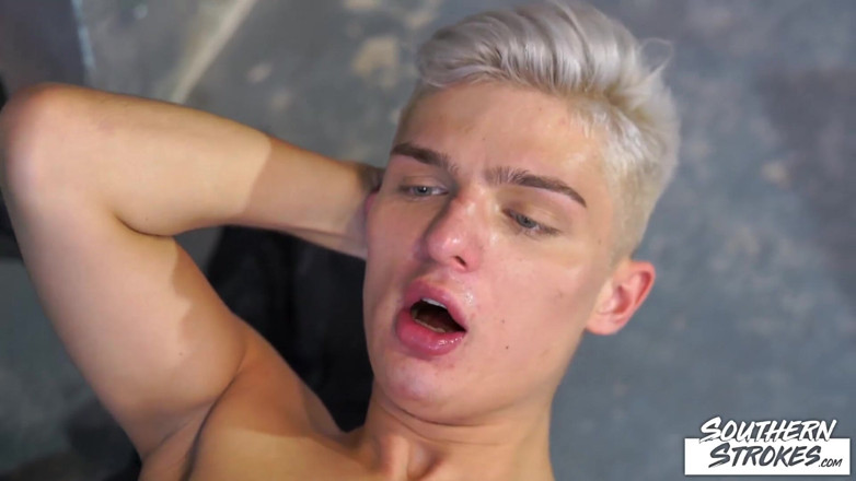Southern Strokes: SOUTHERNSTROKES - QUIERO