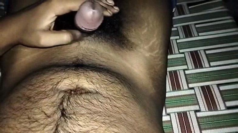 Desi Tits: Yeni Xhamaster videosu 2026