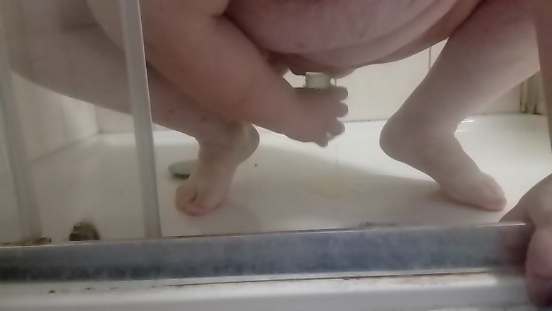 tammara big: Orgassmuss Unter Der Dusche