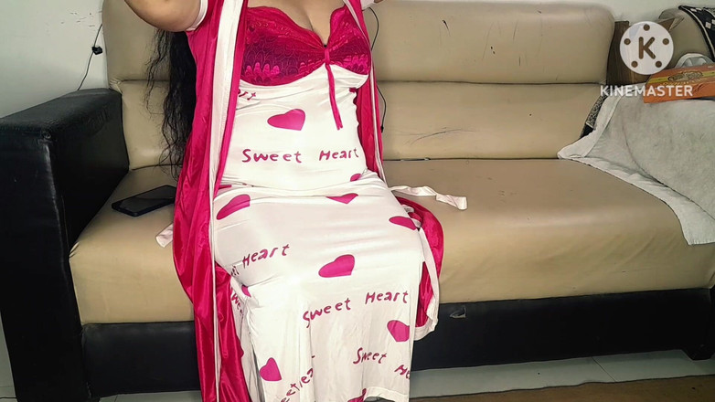 Salmaan001: Pizza-mann fickt heißes bhabhi in Hindi Audio