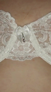 Bouche ouverte, araignée, bâillon, pipe avec laisse