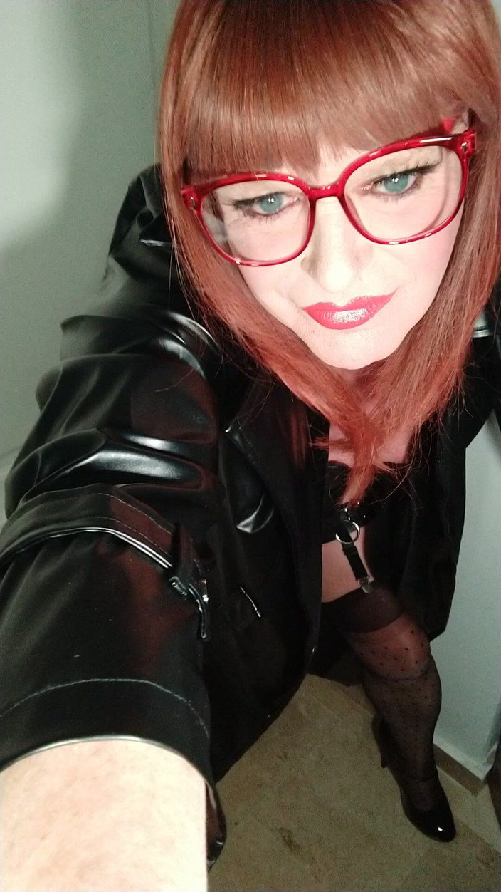 Emma Browne: クロスドレッシング・アドベンチャーズ