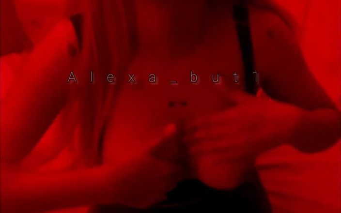 Alexxxa but: Я была одна и возбужденная 14 февраля, и я начала трогать мою киску, пока не пришла и в конце концов мокрая