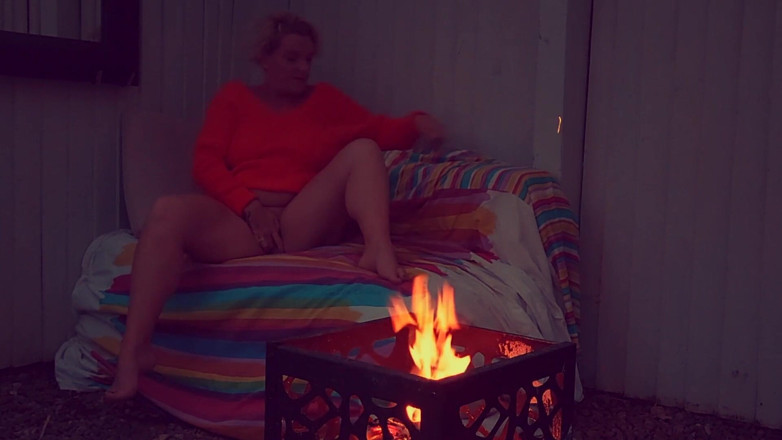 Kylie Britain Adventures: Hot Play