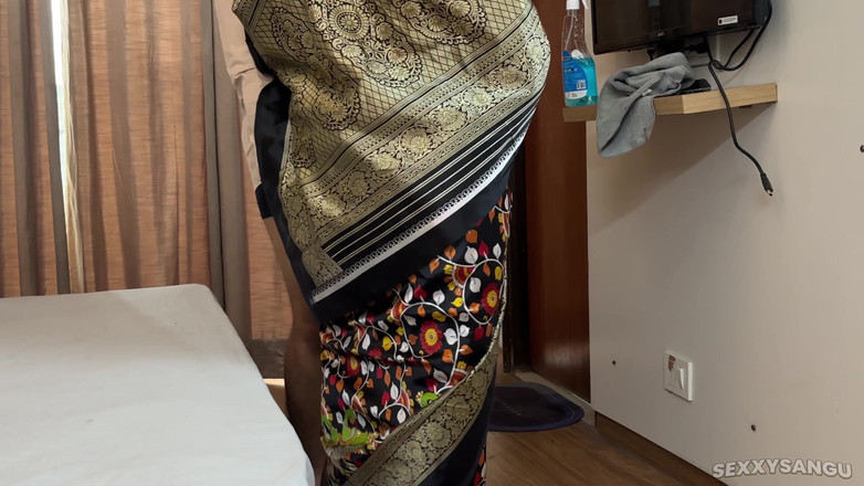 Sexxysangu: 继女被继父婊子干