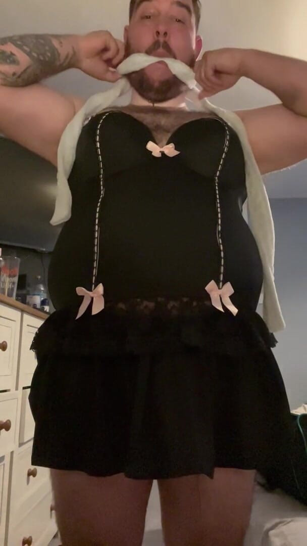 Shaun Cbt: Schwanz- und Eier-Bondage, wirkt als Keuschheit mit nippelklemmen und Crossdressing...