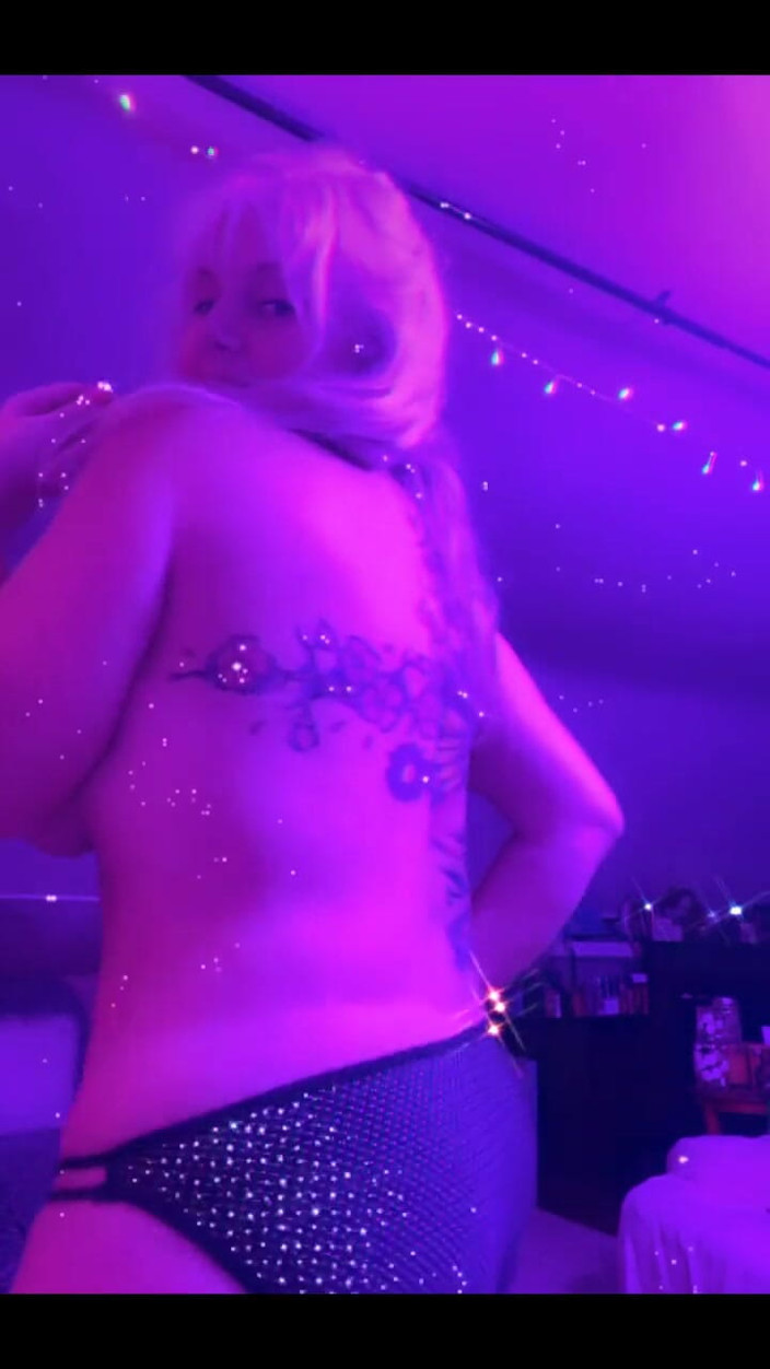 PaintedRose: 677394630475522048.mp4