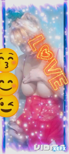 Laratransexualbarcel: 金发女郎自慰