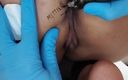 Princess couple: Меня трахает татуист, пока он татуирует мою задницу