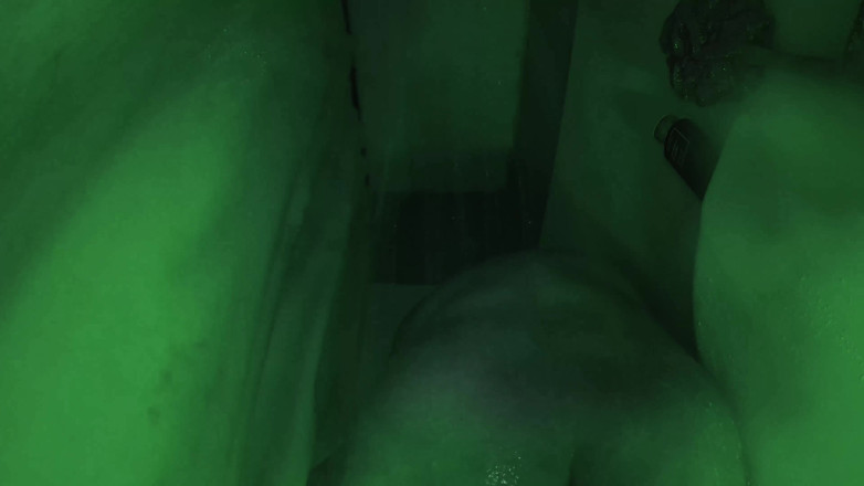 SexyNEBBW: Lightshow colorful shower