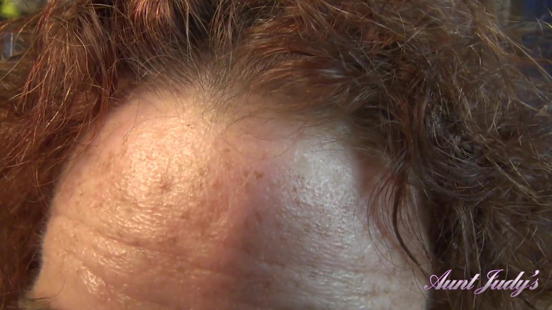 Aunt Judy's: Tantejudys - Je Geile Rijpe Stieftante Mevrouw Ginger Betrapt Je Op...