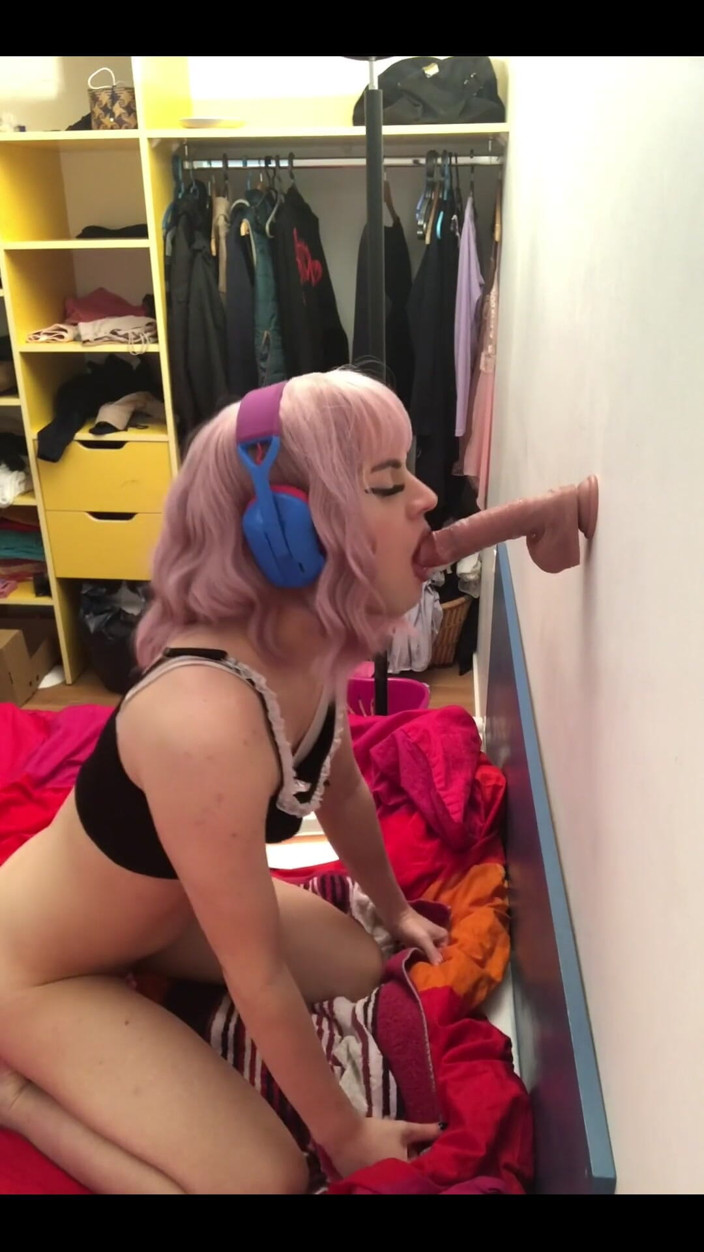 Bambifyme: Sugande dildo
