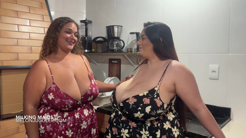 Melon Juggler: Pembantu susu Latina Analua Awek montel &amp; Julia Leite