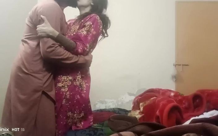 SHAKRATASNEEM: Sora vitregă pakistaneză Dasi se fute cu fratele vitreg