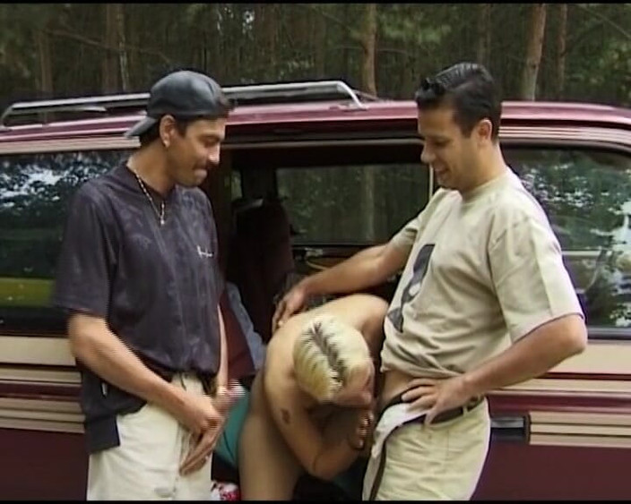 German amateur couples: 2つのコックで楽しんでいるドイツからのブロンドのティーム