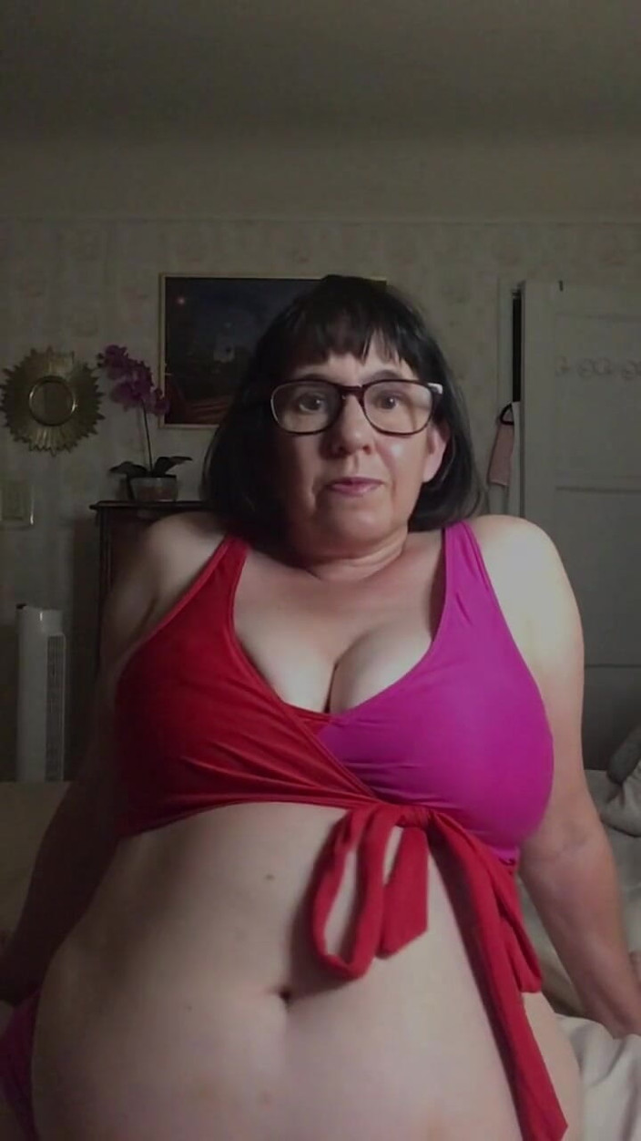 BustyBrendaxx: La migliore troia che dice porcate che esce nuda dal...