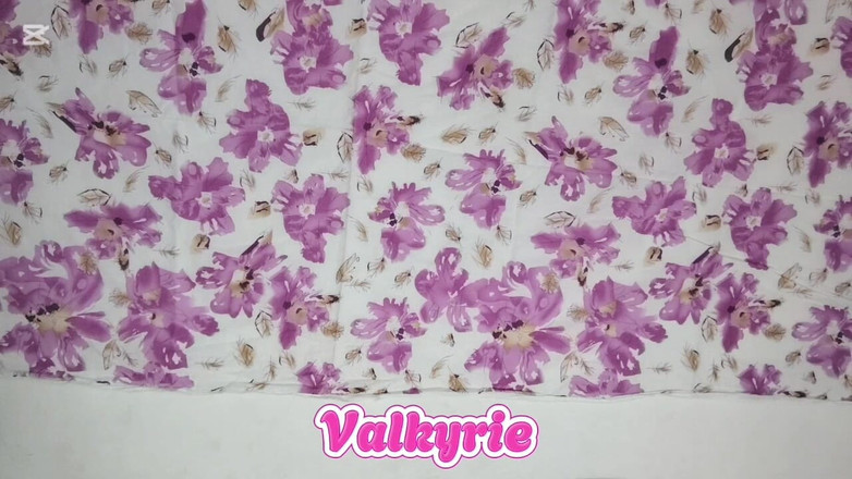 Valkyrieandluigy: Głębokie gardło ssie dziewczynę z maską