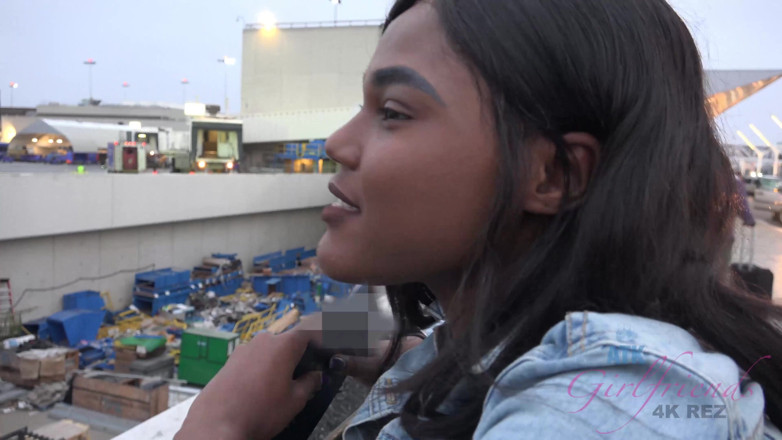 ATK Fans (Girlfriends): Percutian maya di Barcelona dengan choco panas Yara Skye 1/3
