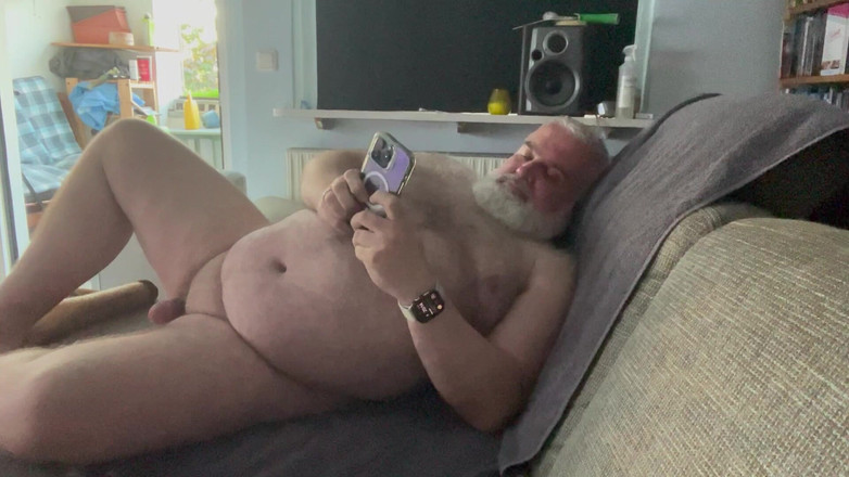 cuddlebearbln: Kanepede cadı 8