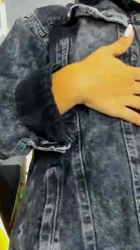 디스프루타 드 에스타스 테타스 미엔트라스 에스토이 엔 미 트라바호