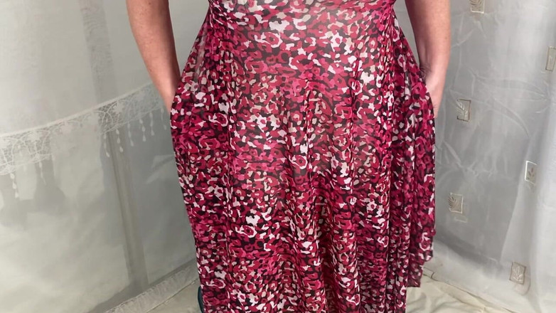 Aunty Sandra vintage girdle queen: आंटी Sandra तुम्हारे लिए कपड़े उतारती है