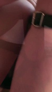 작은 젖탱이의 레즈 판타지와 bff 스트랩