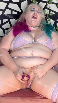 I Got a New Vibe. How Long Do You Think It Took Before I Squirted?